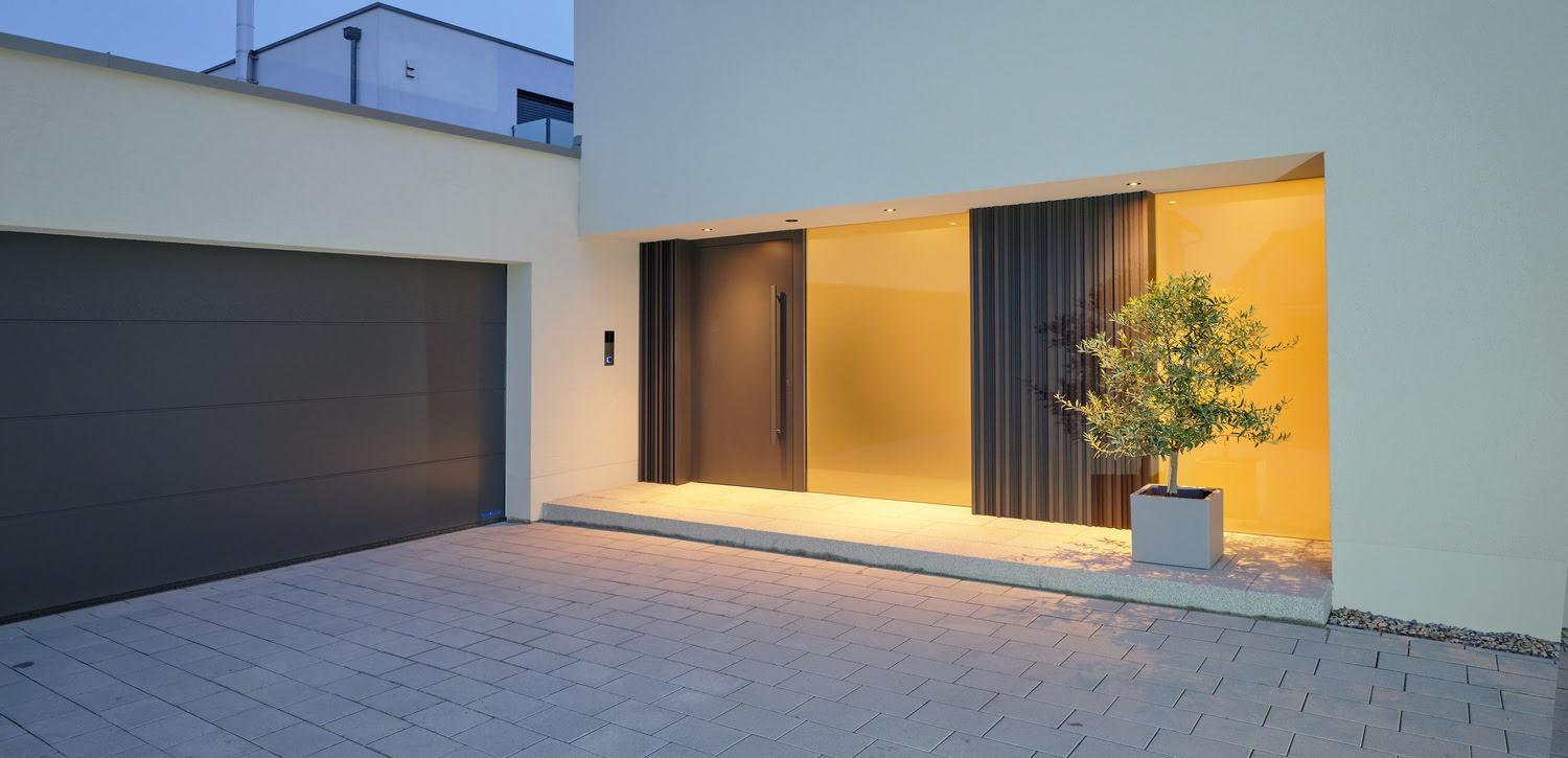Homepage Fa. Trendhaustueren: Startbild