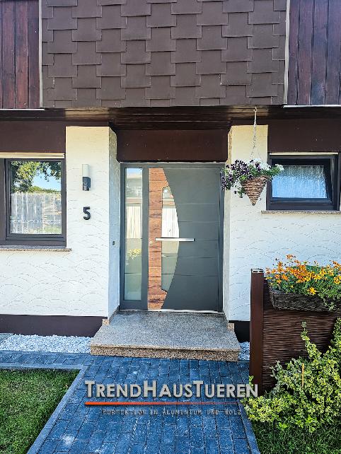 Inotherm mit Holzdekor, Ransbach- Baumbach | Trendhaustueren, Marienrachdorf