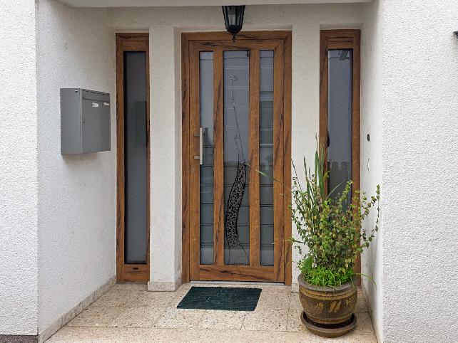 Referenz 3-teilige Kompothermhasutür im Holzdekro Stadlholz mit Designerglas | Trendhaustueren, Marienrachdorf